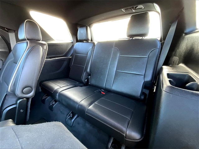2023 Chevrolet Traverse Premier - Photo 16
