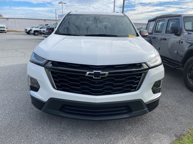 2023 Chevrolet Traverse Premier - Photo 2