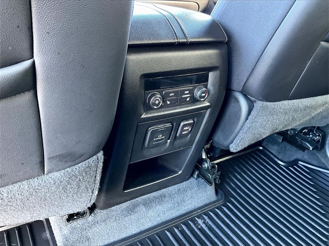 2023 Chevrolet Traverse Premier - Photo 25