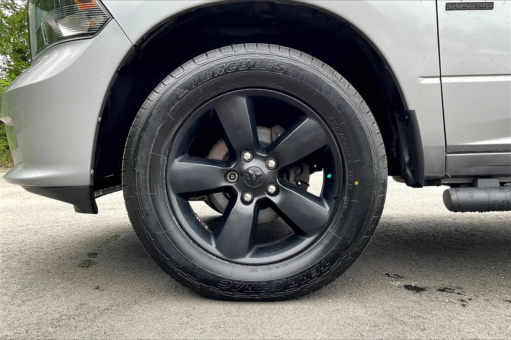 2020 Ram 1500 Classic Express - Photo 22