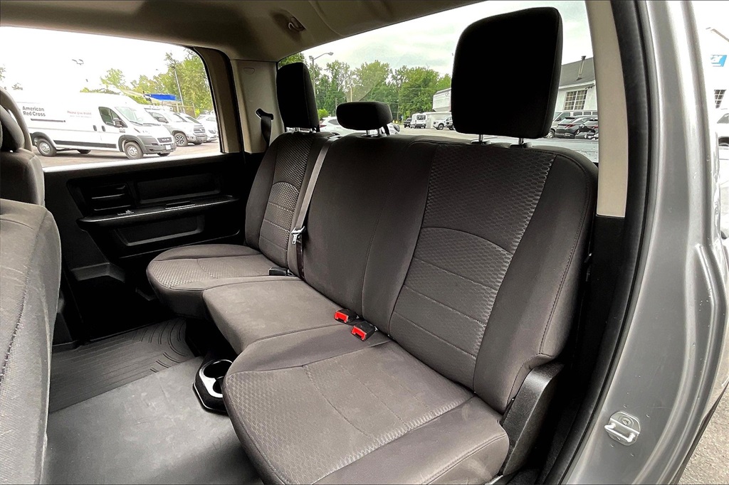 2020 Ram 1500 Classic Express - Photo 25