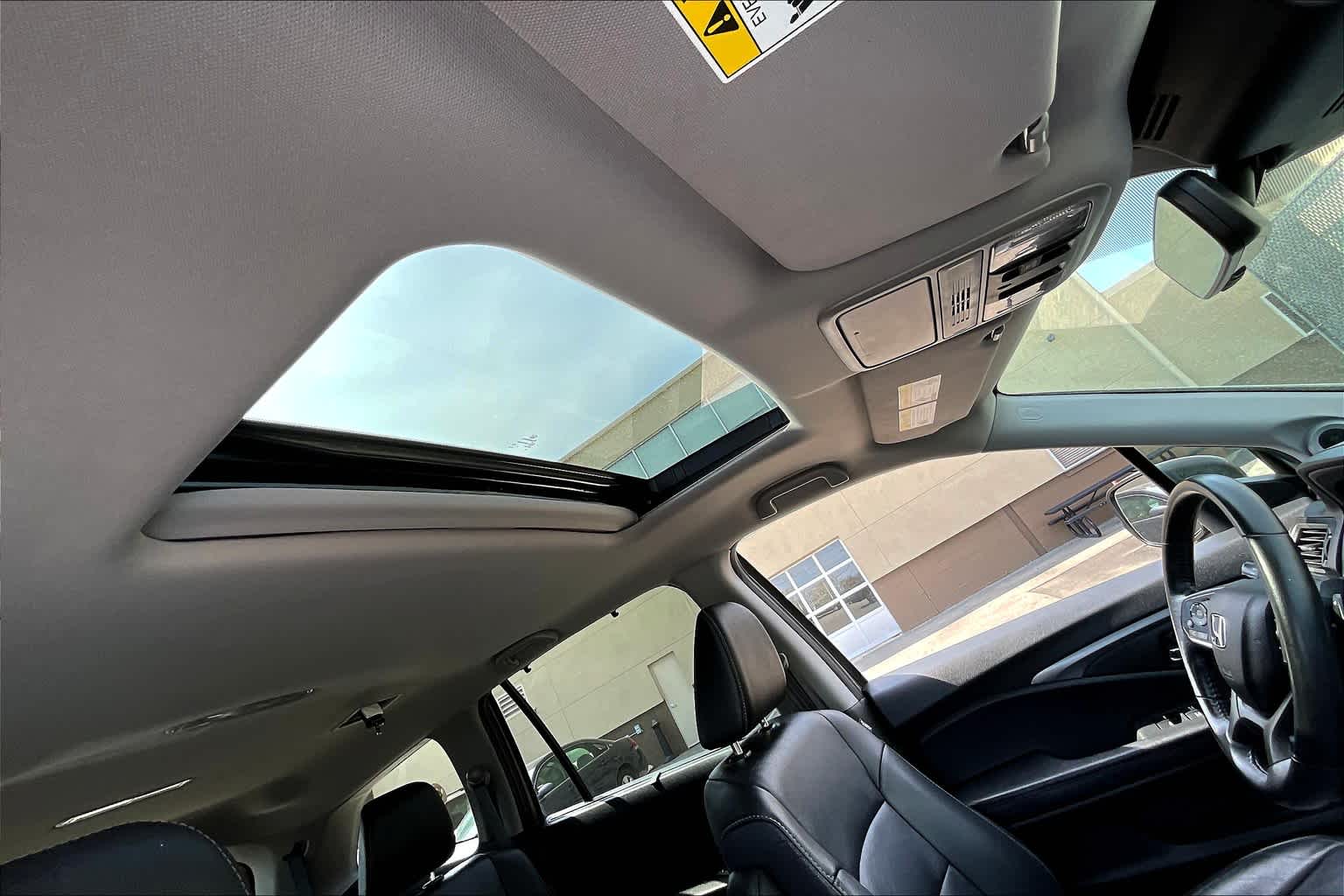 2022 Honda Pilot EX-L - Photo 23