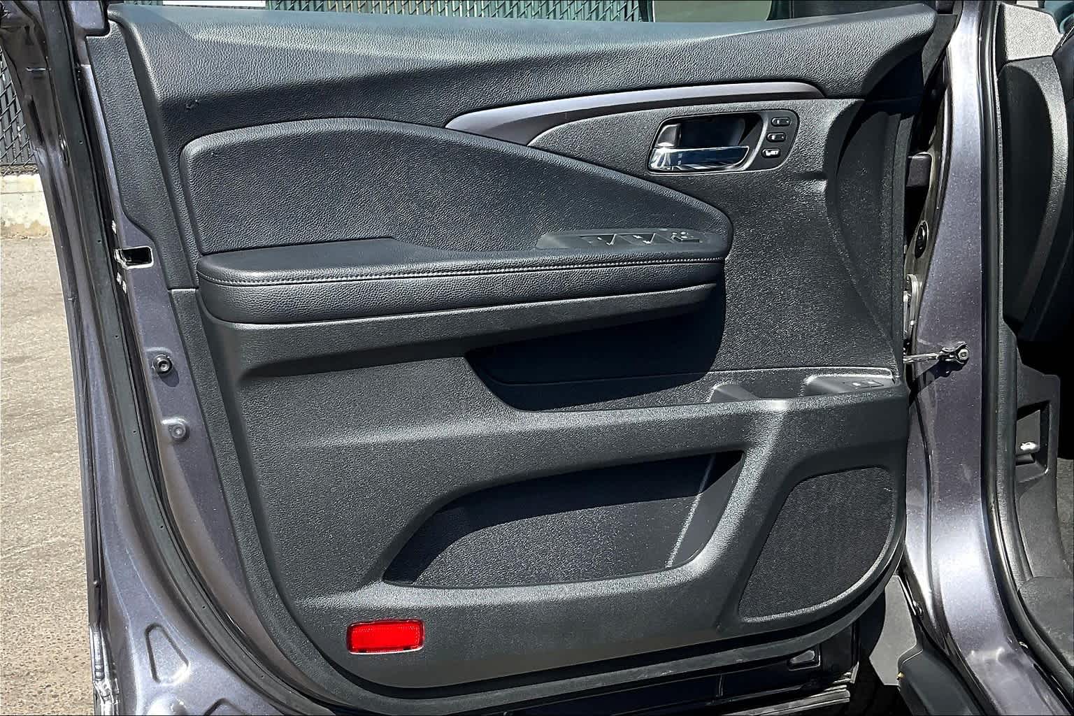 2022 Honda Pilot EX-L - Photo 9