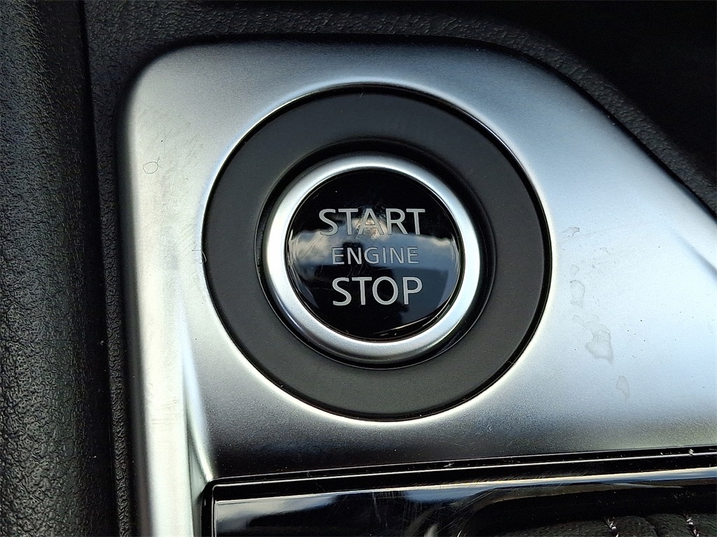 2025 Nissan Sentra SV - Photo 15