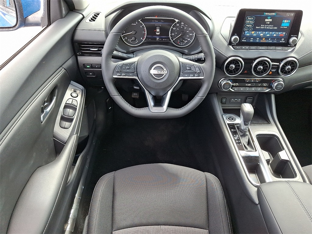 2025 Nissan Sentra SV - Photo 7