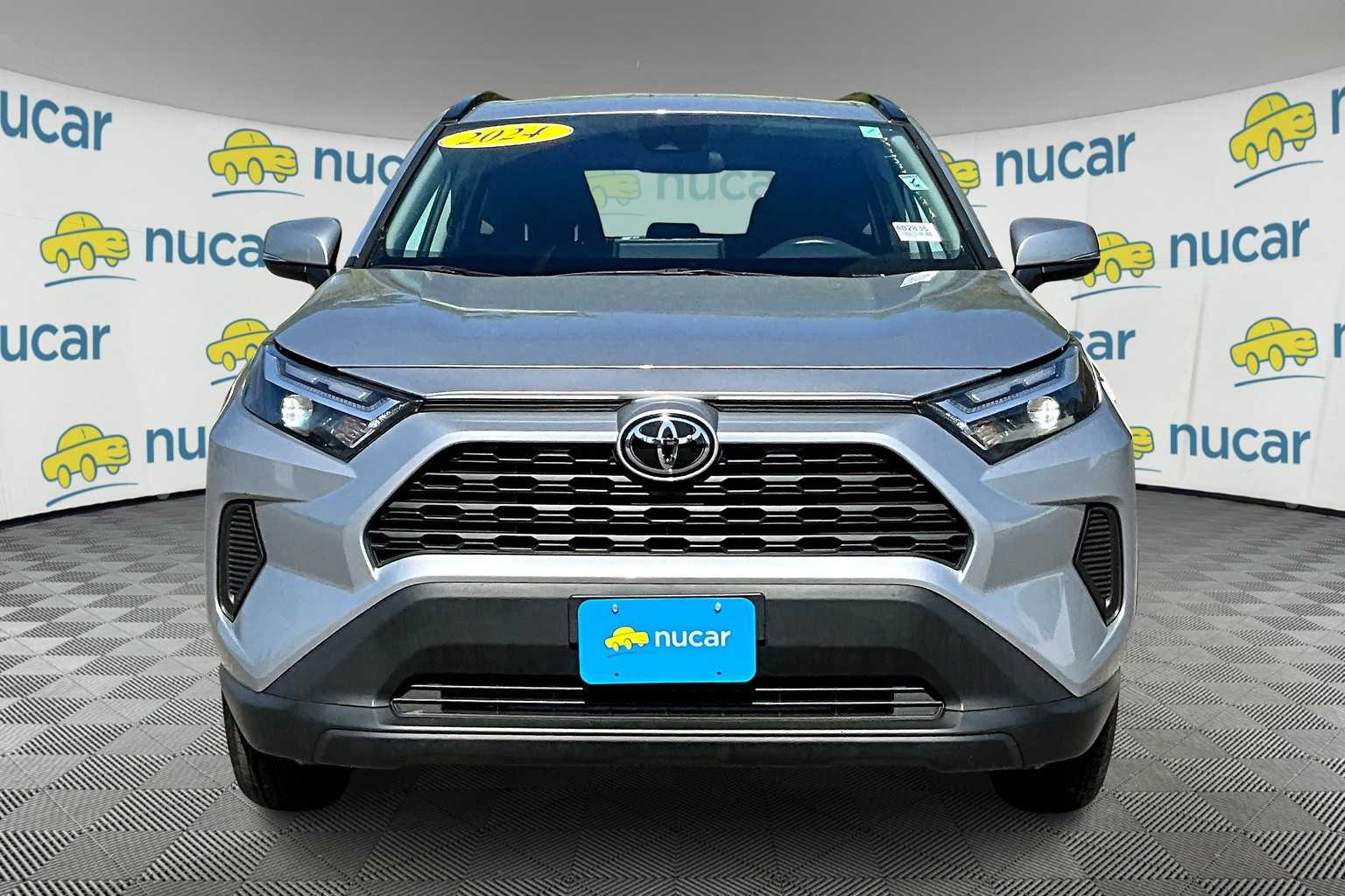 2024 Toyota RAV4 XLE - Photo 2