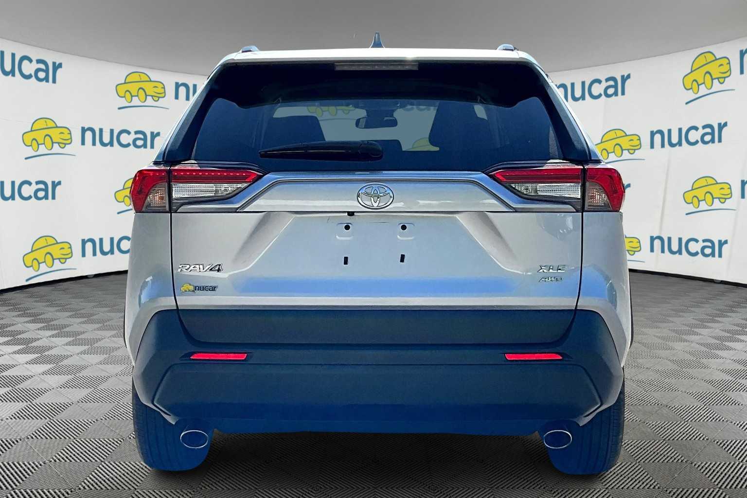 2024 Toyota RAV4 XLE - Photo 5