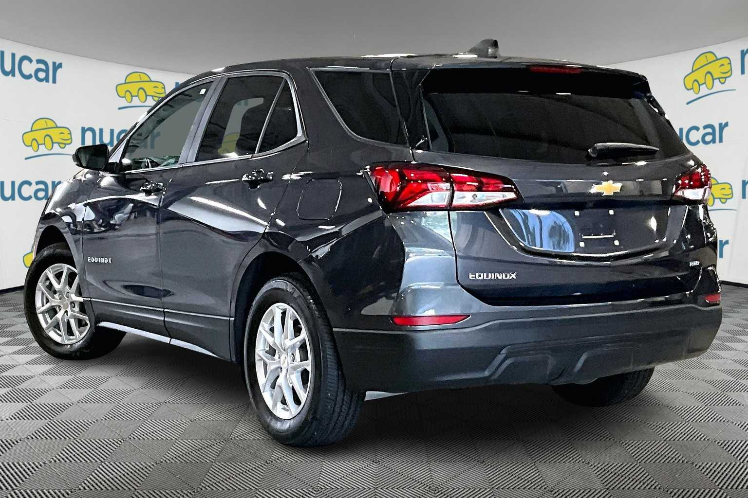 2022 Chevrolet Equinox LS - Photo 4
