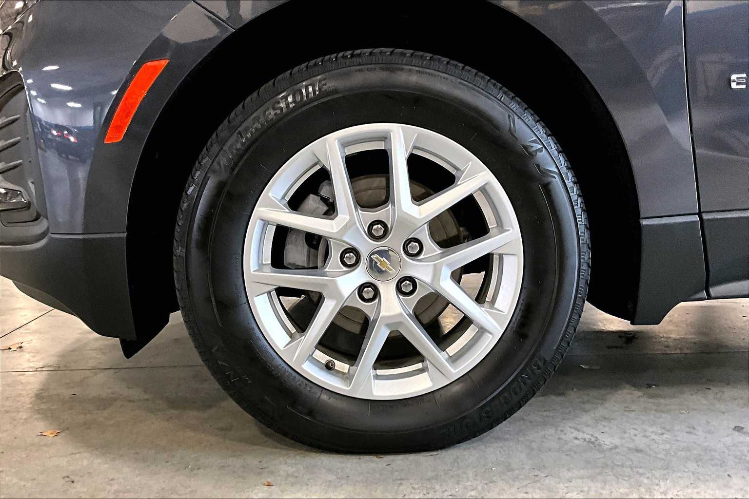 2022 Chevrolet Equinox LS - Photo 7