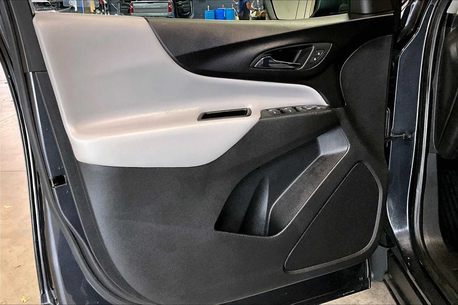 2022 Chevrolet Equinox LS - Photo 9