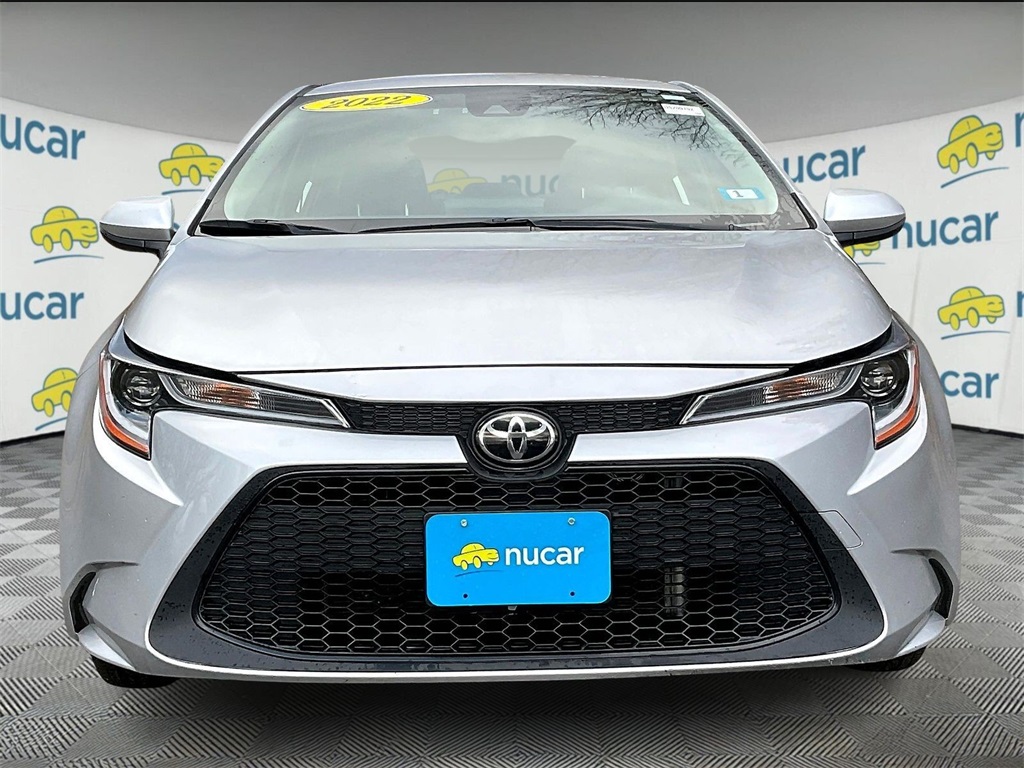 2022 Toyota Corolla LE - Photo 2