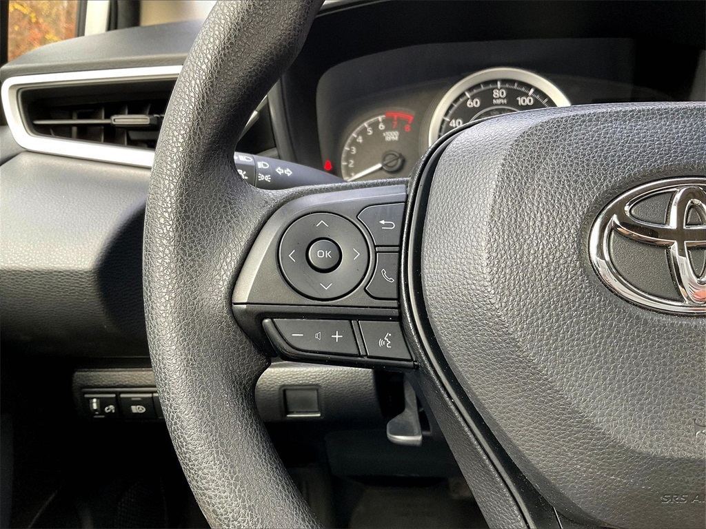 2022 Toyota Corolla LE - Photo 22