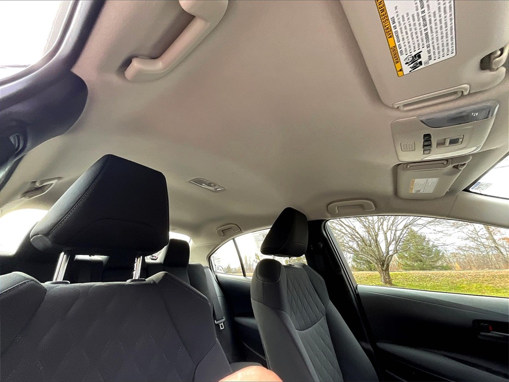 2022 Toyota Corolla LE - Photo 7