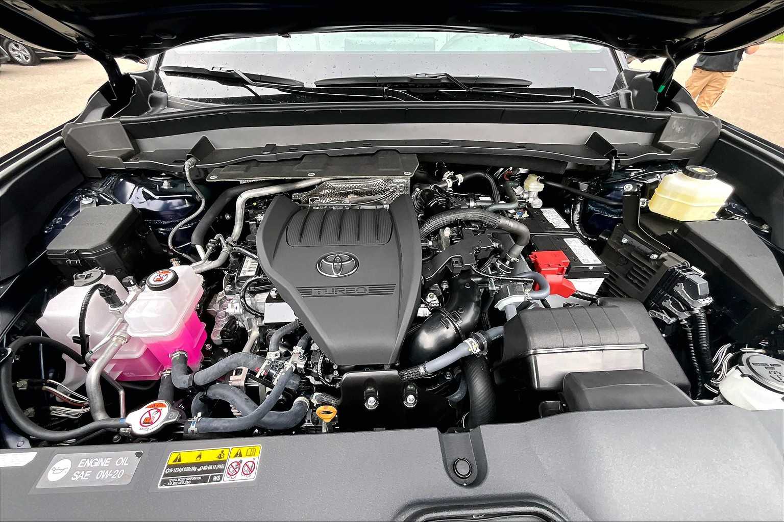 2025 Toyota Grand Highlander Platinum - Photo 16