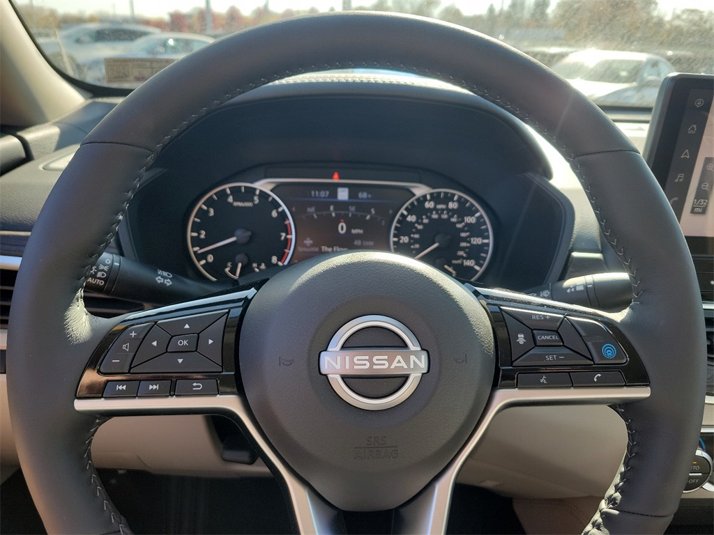 2025 Nissan Altima 2.5 SL - Photo 16