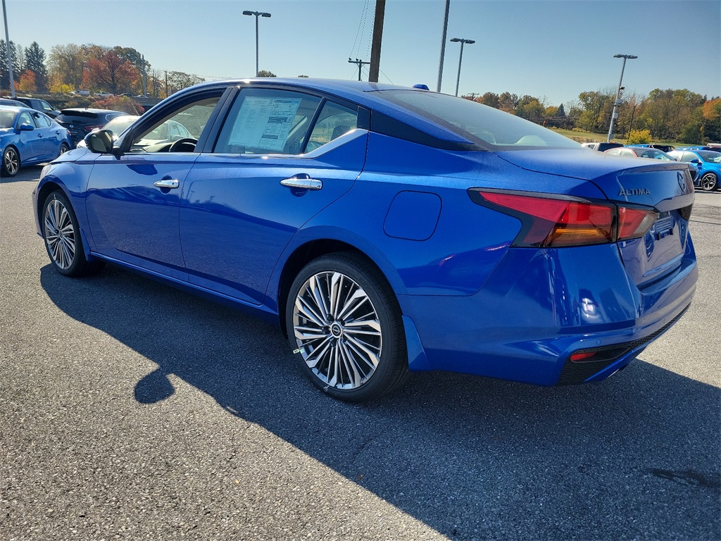 2025 Nissan Altima 2.5 SL - Photo 3