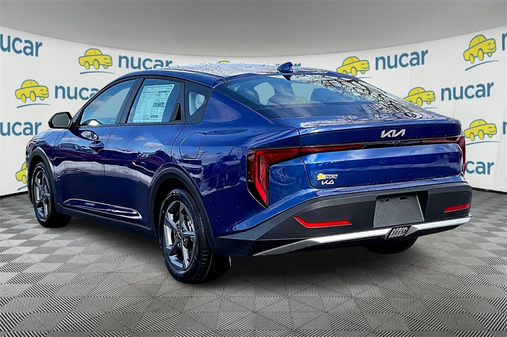 2025 Kia K4 LXS - Photo 5