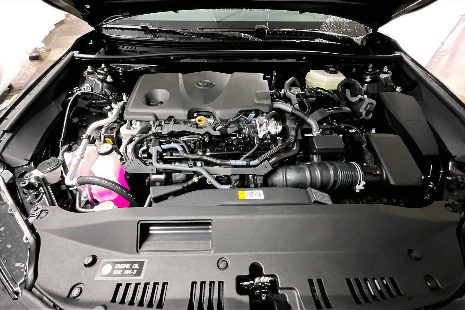 2025 Toyota Camry SE - Photo 16