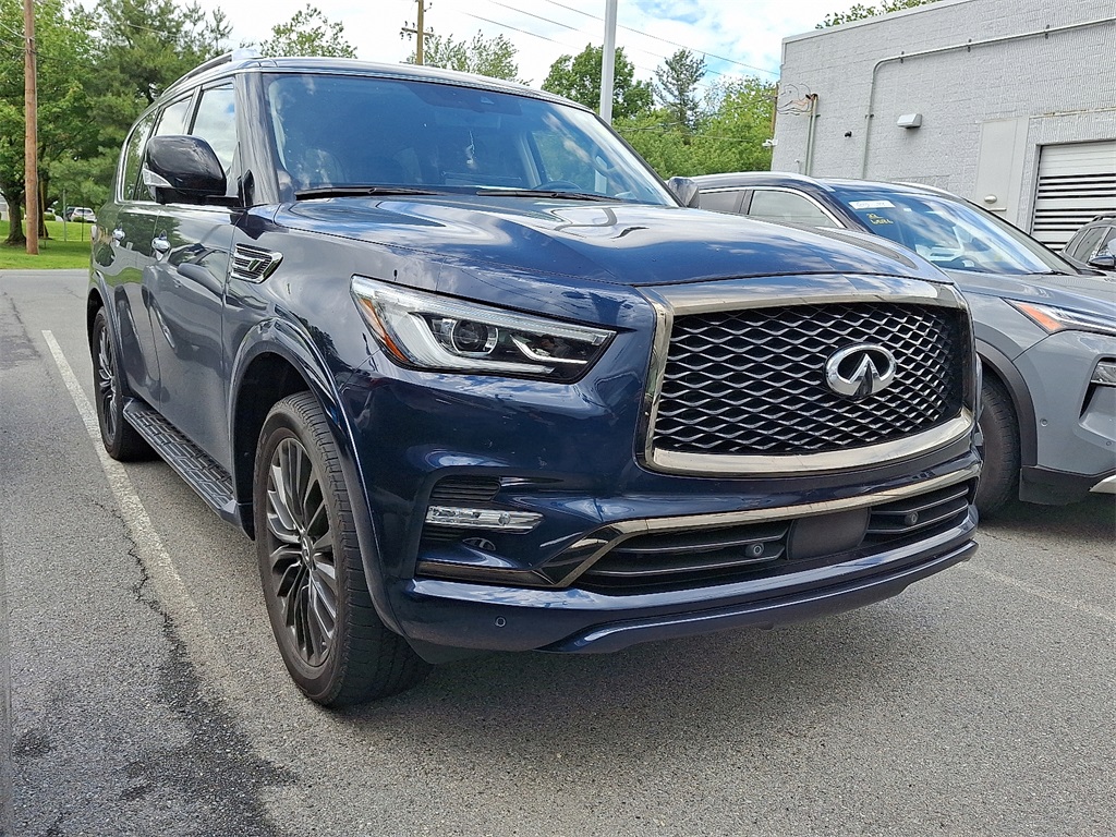 2022 INFINITI QX80 Premium Select