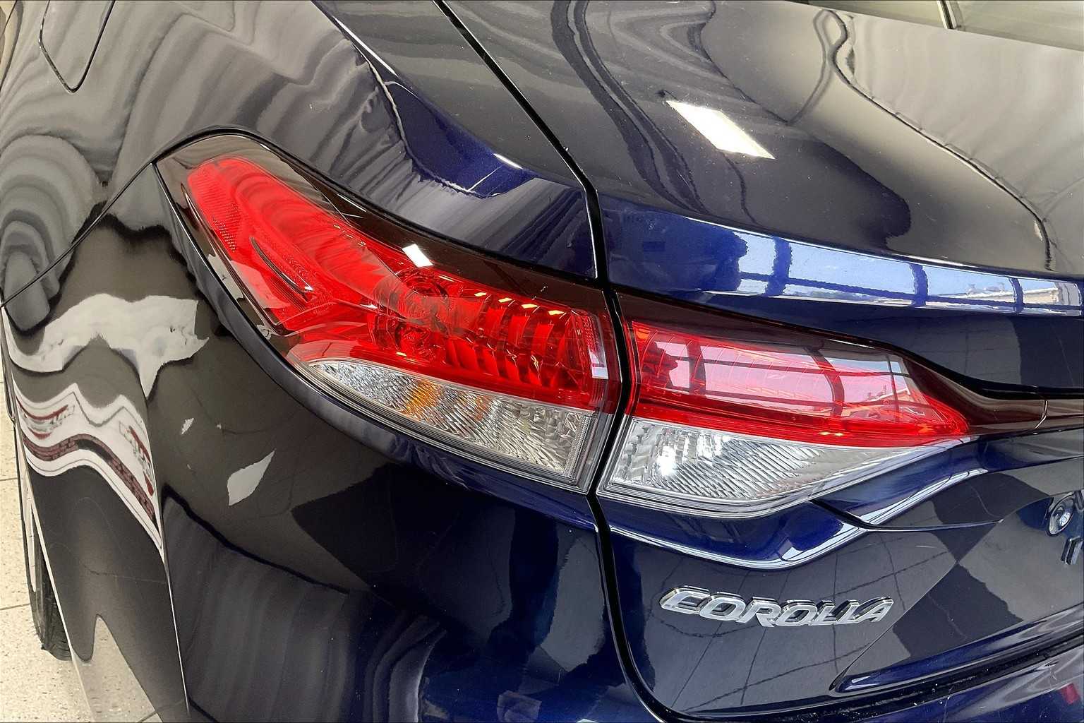 2020 Toyota Corolla LE - Photo 31