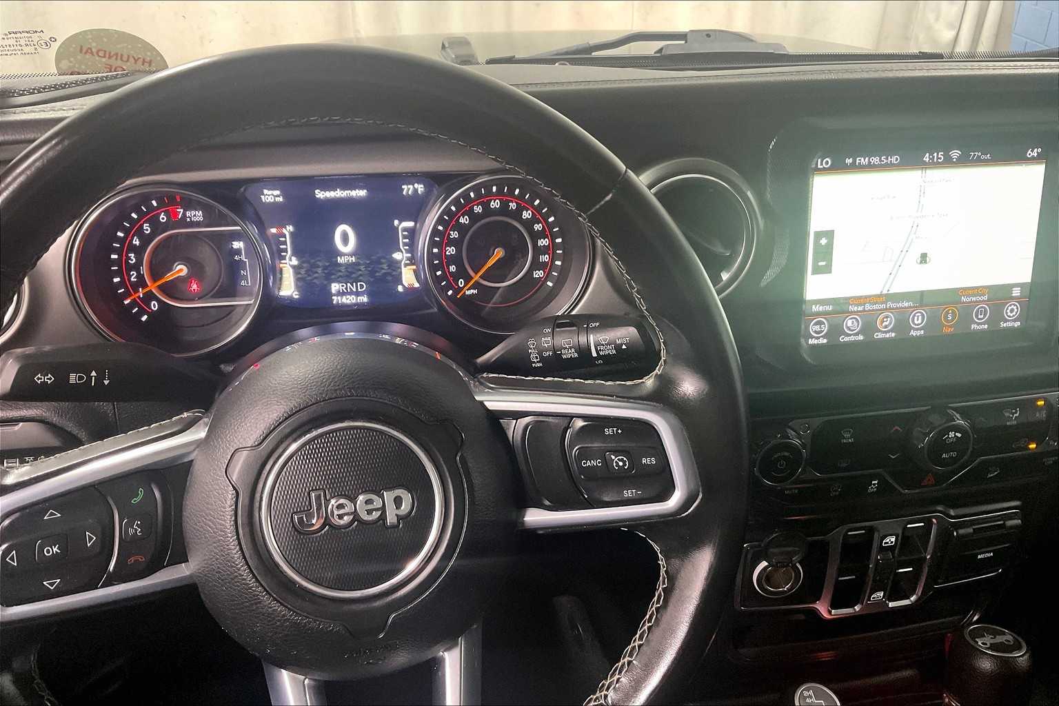 2020 Jeep Wrangler Unlimited Sahara - Photo 19