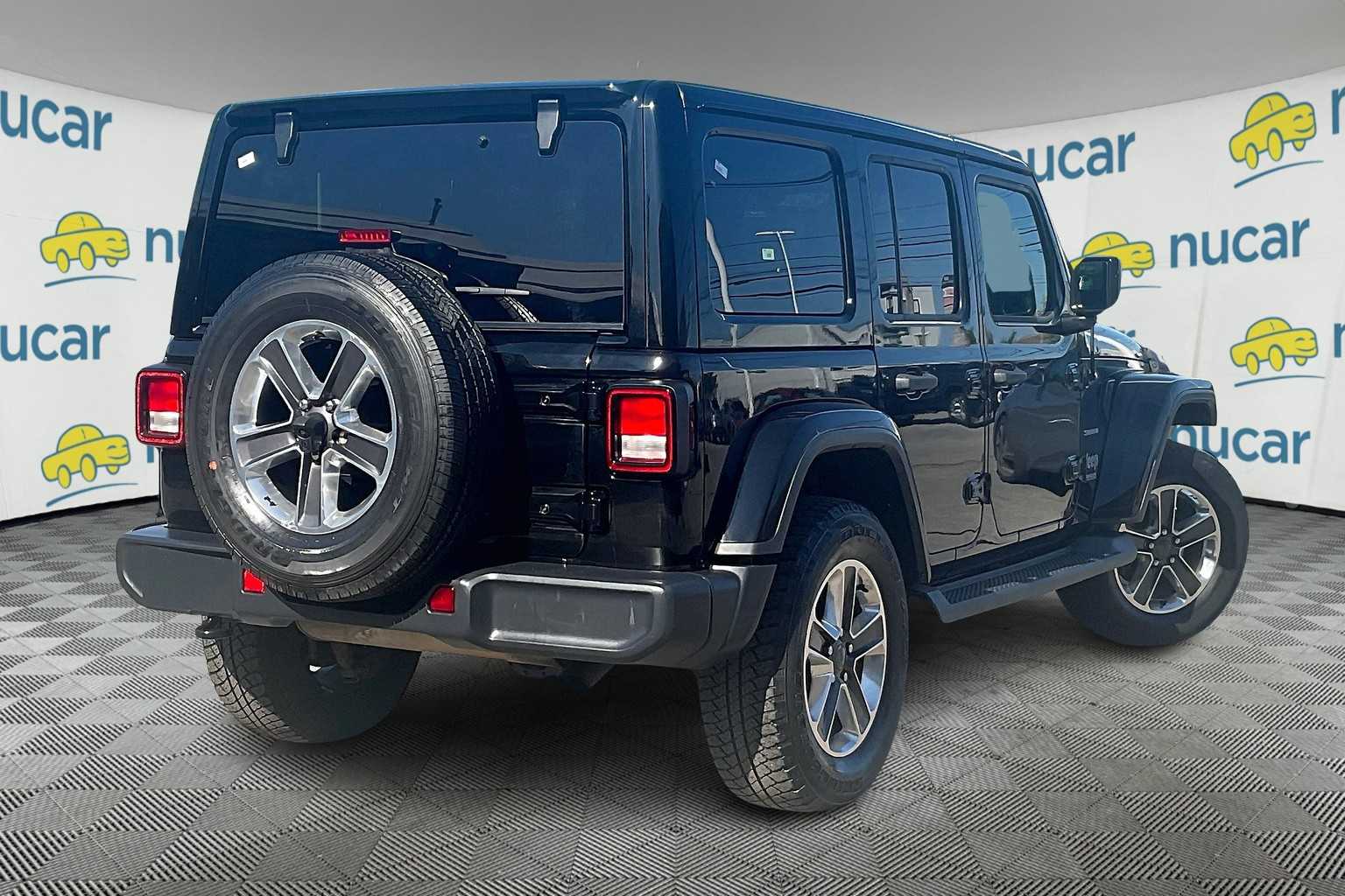 2020 Jeep Wrangler Unlimited Sahara - Photo 6