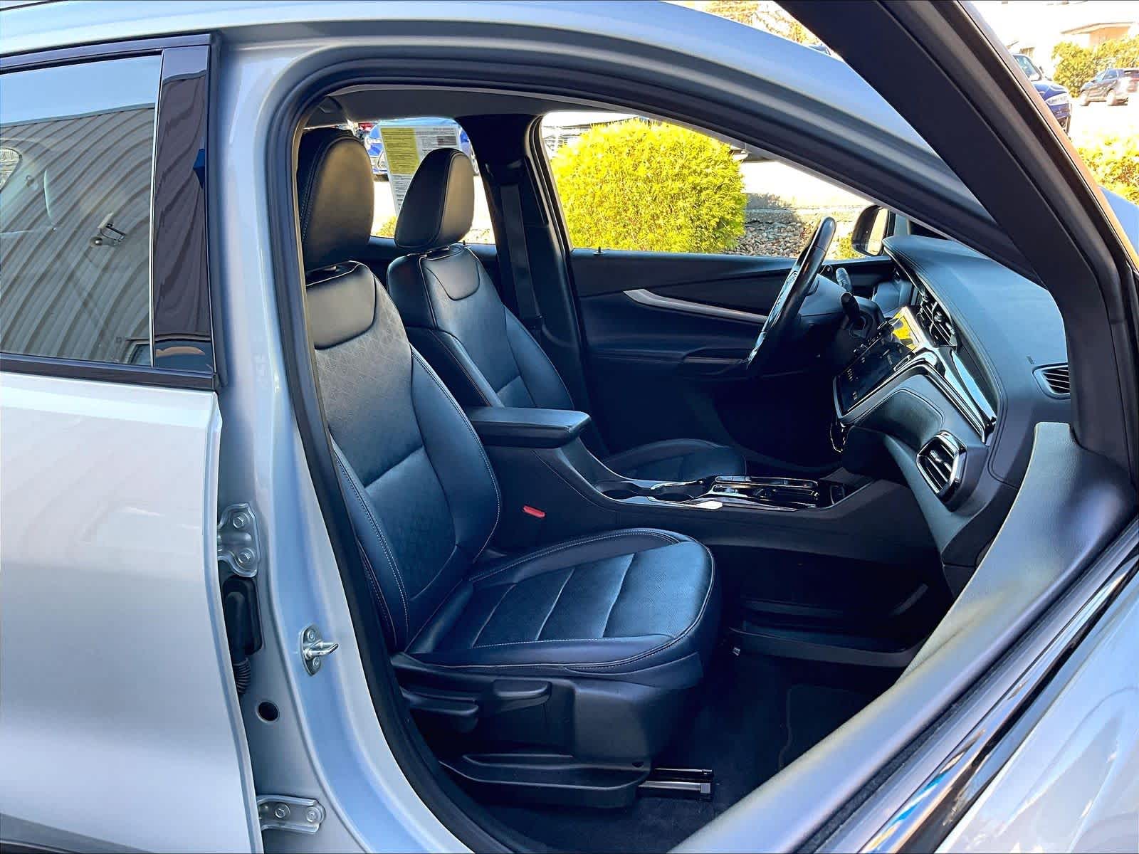 2023 Chevrolet Bolt EUV LT - Photo 11