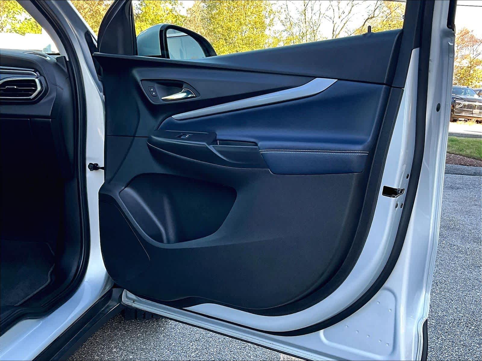 2023 Chevrolet Bolt EUV LT - Photo 12