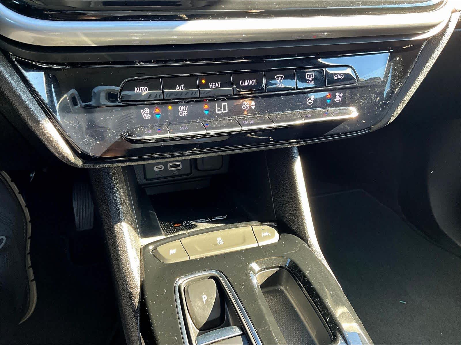 2023 Chevrolet Bolt EUV LT - Photo 25