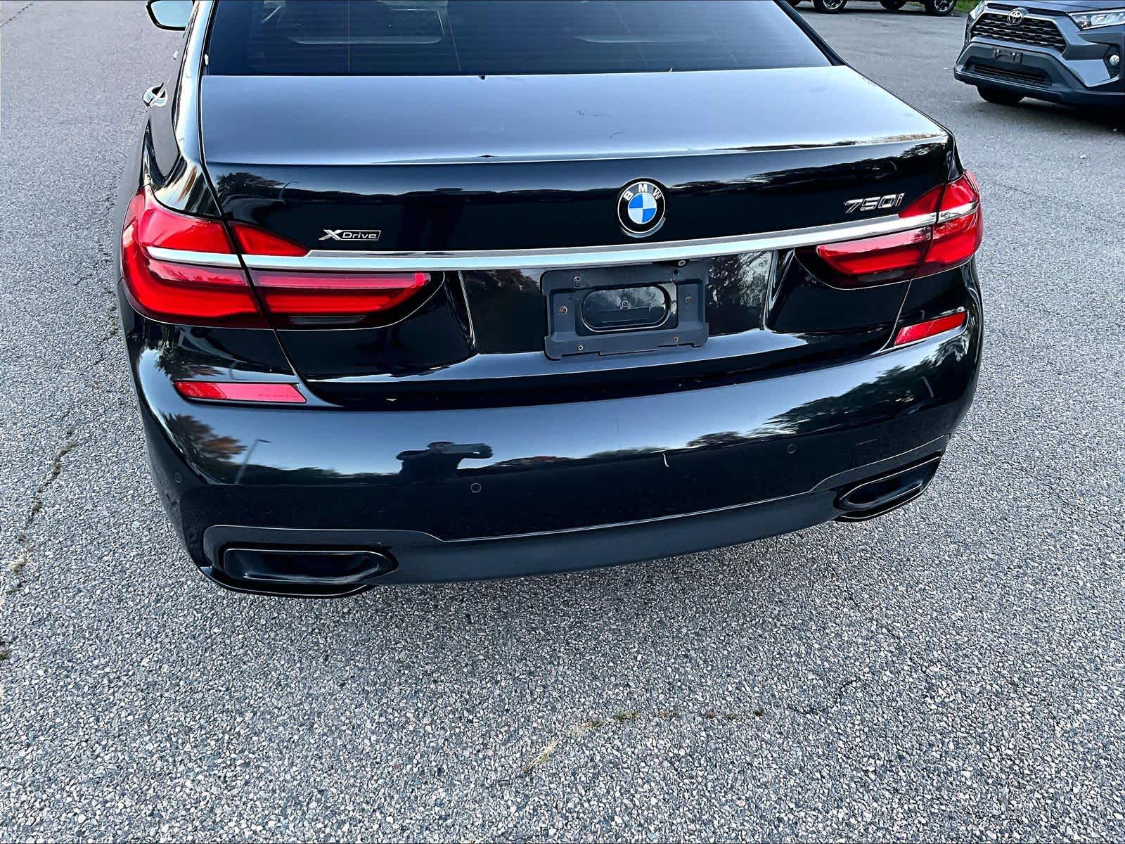 2016 BMW 7 Series 750i xDrive - Photo 7