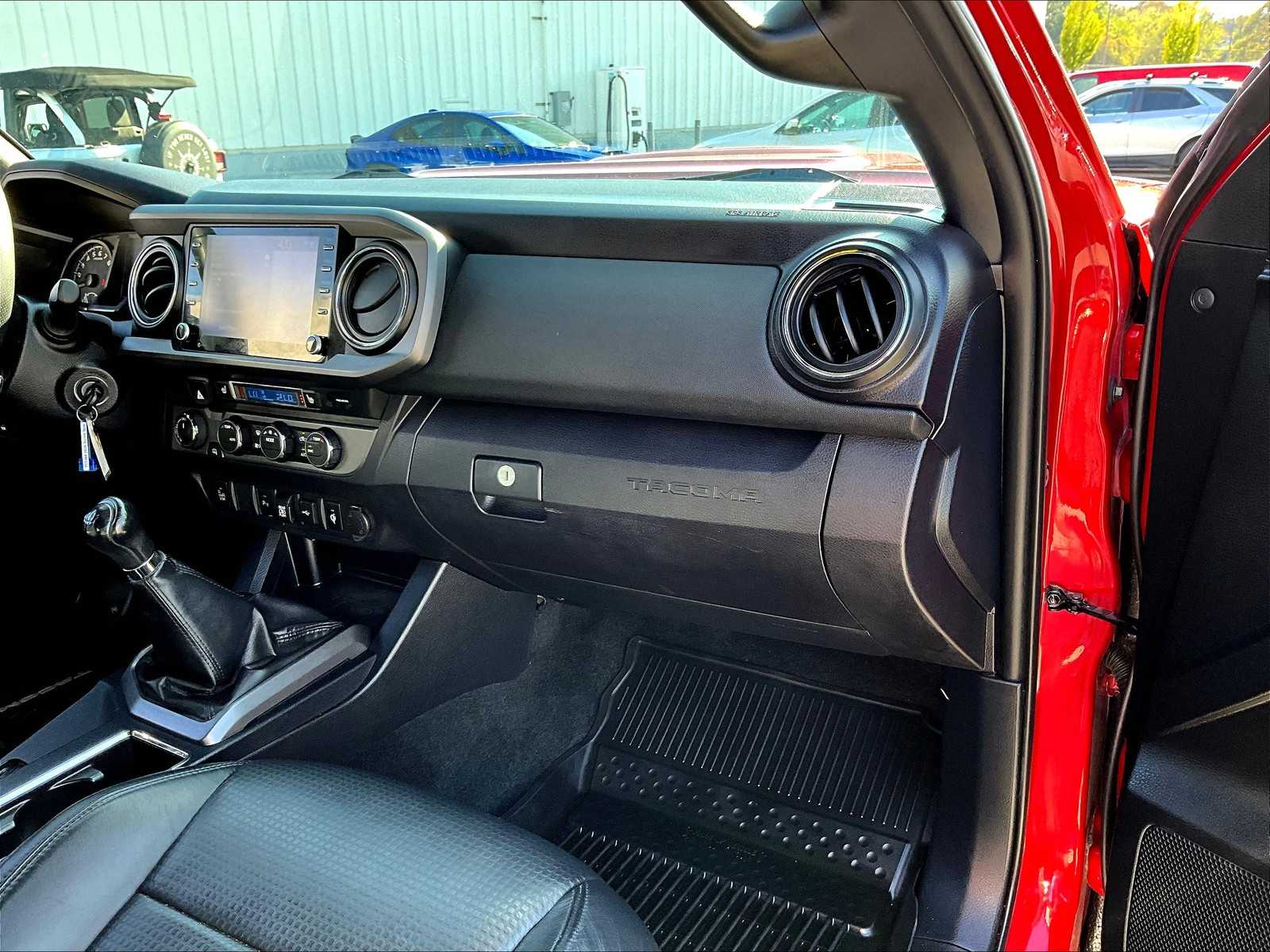 2020 Toyota Tacoma TRD Sport - Photo 13