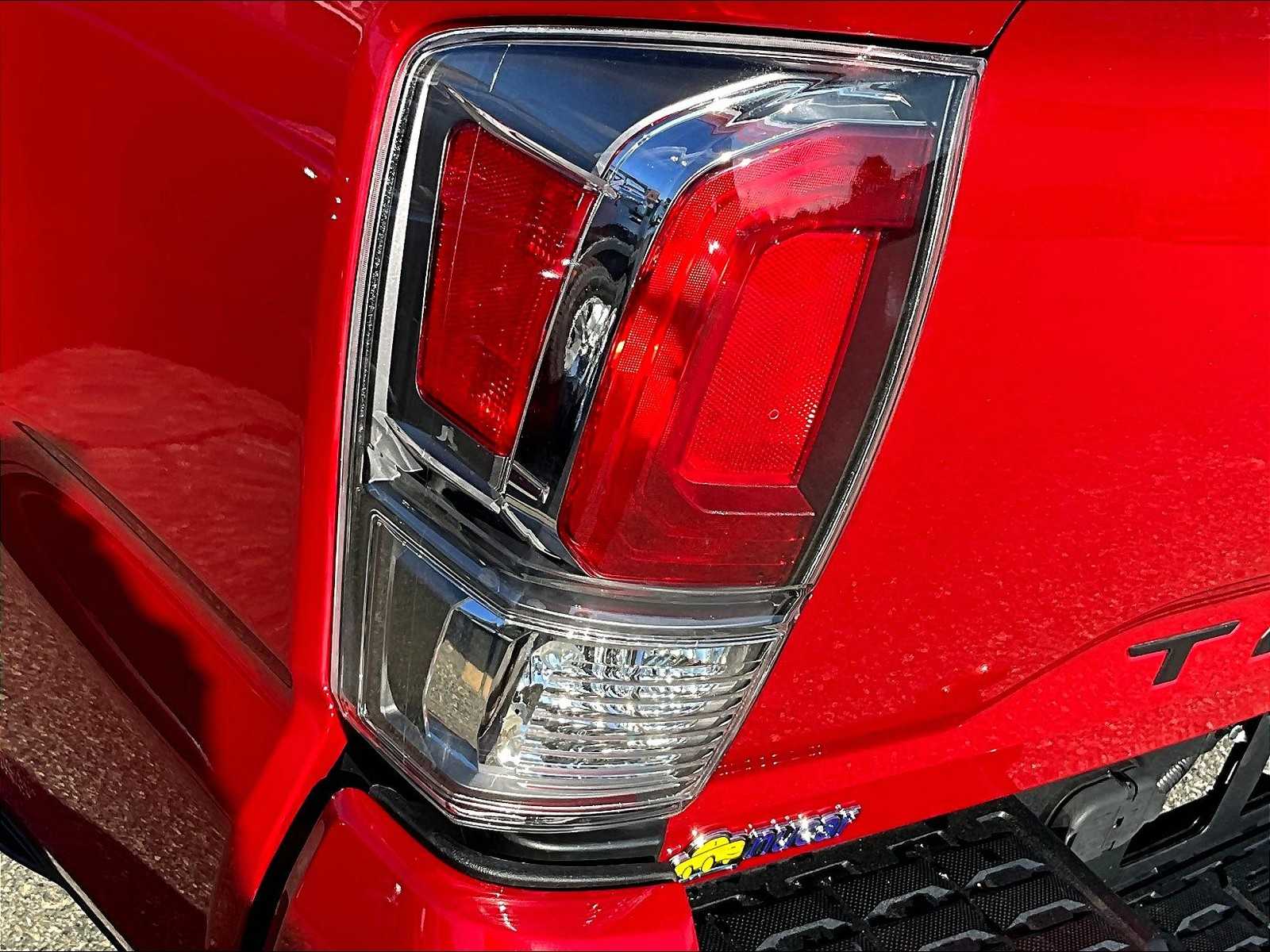 2020 Toyota Tacoma TRD Sport - Photo 33