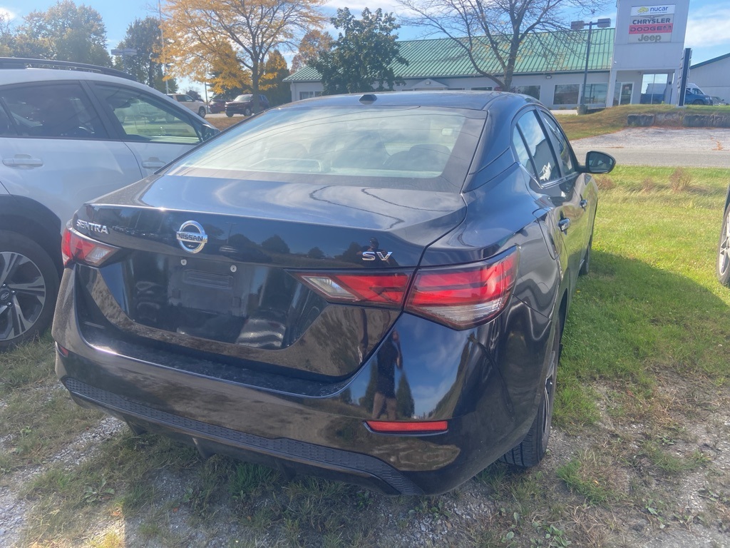 2022 Nissan Sentra SV - Photo 5