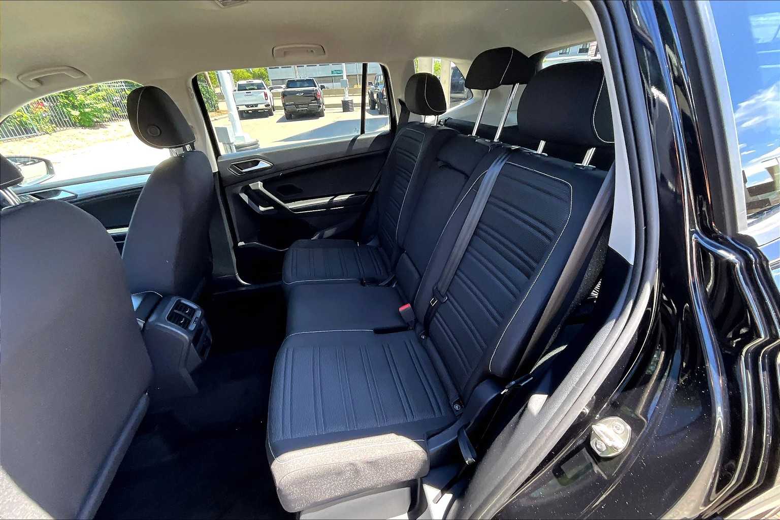 2022 Volkswagen Tiguan S - Photo 15