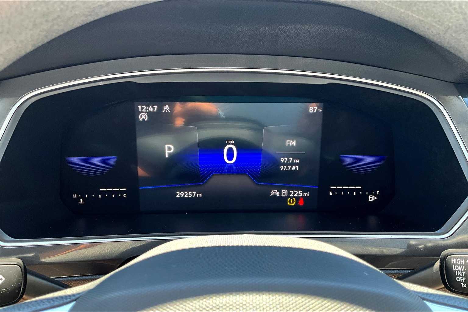 2022 Volkswagen Tiguan S - Photo 24