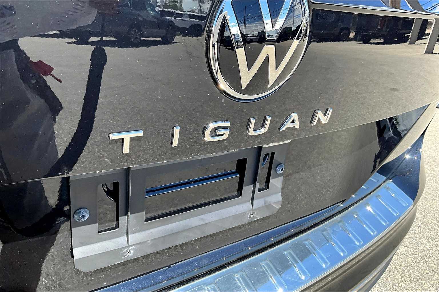 2022 Volkswagen Tiguan S - Photo 26