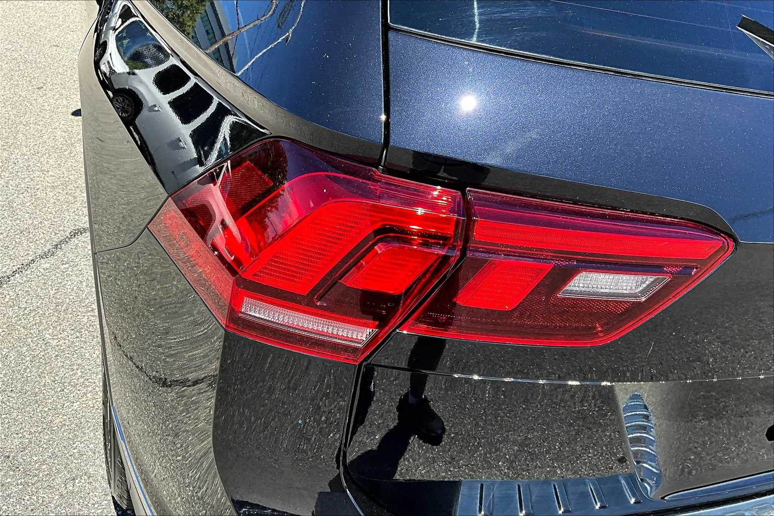 2022 Volkswagen Tiguan S - Photo 31