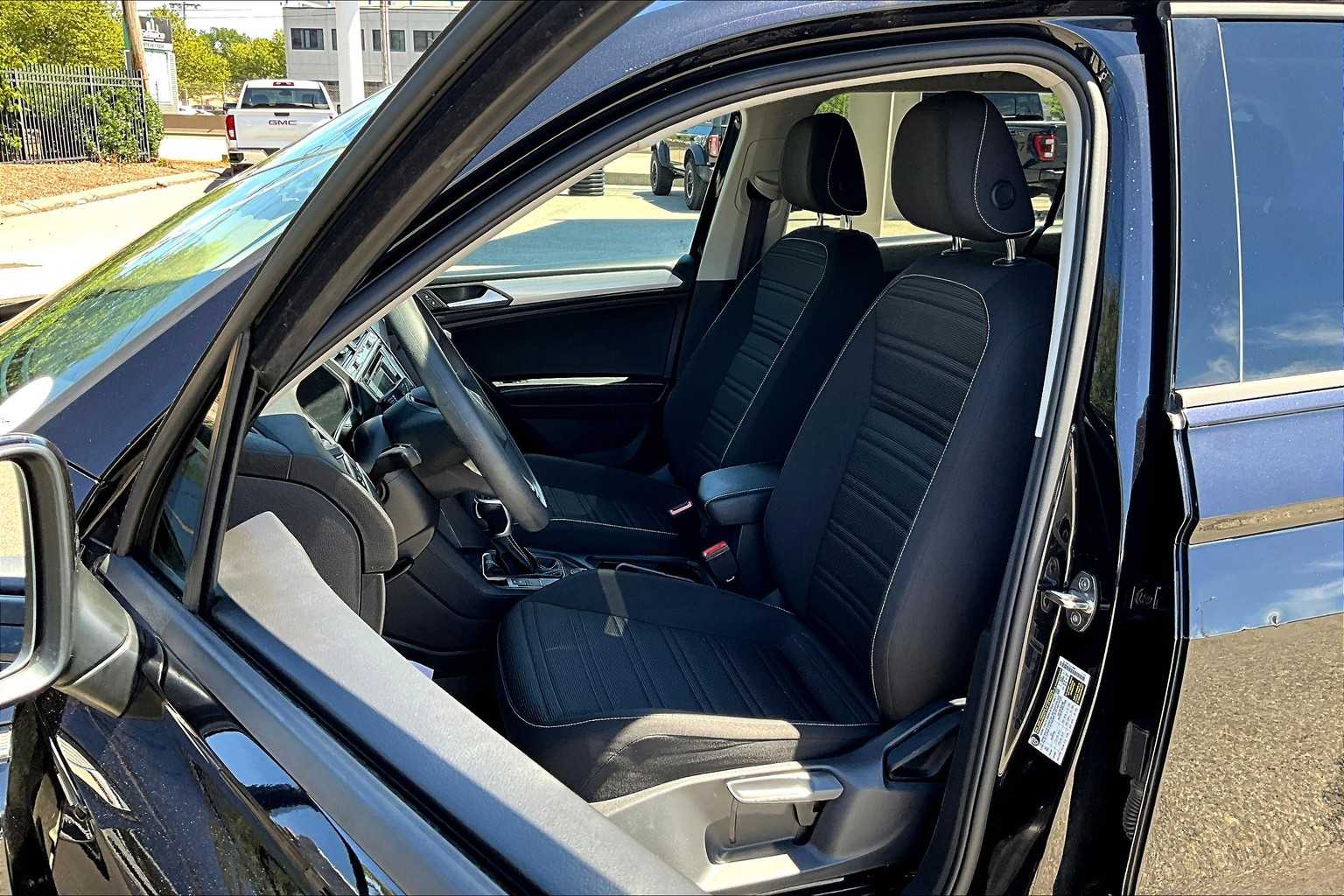 2022 Volkswagen Tiguan S - Photo 10
