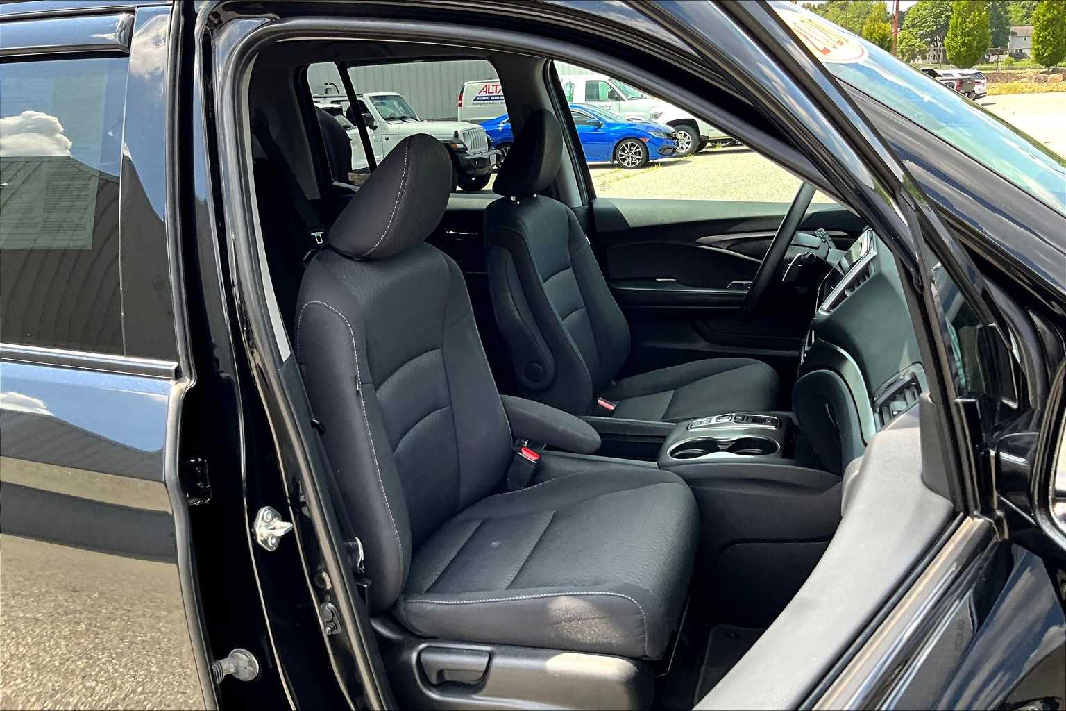 2020 Honda Ridgeline Sport - Photo 11