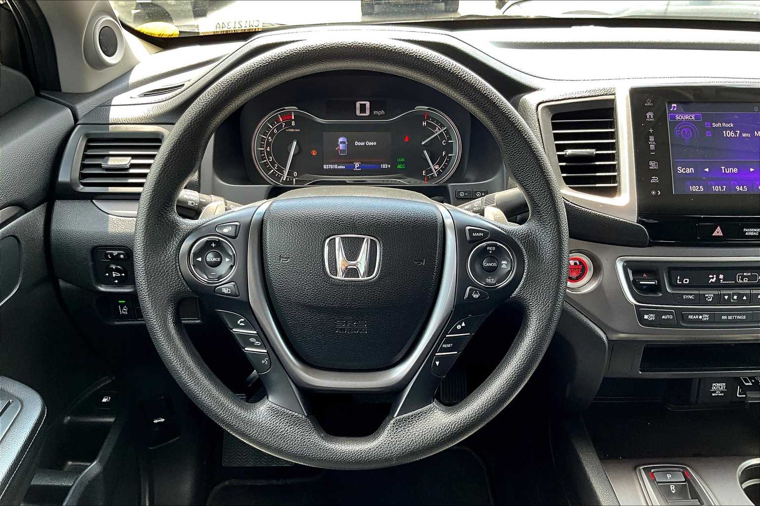 2020 Honda Ridgeline Sport - Photo 17