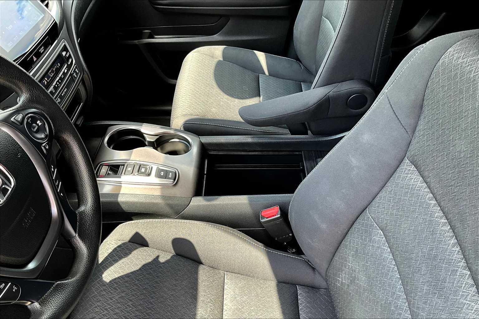 2020 Honda Ridgeline Sport - Photo 20
