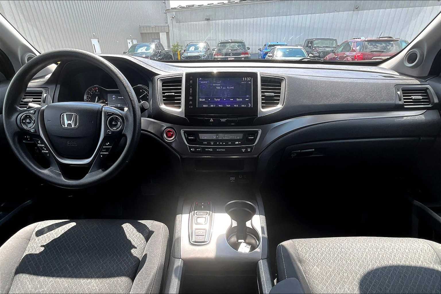 2020 Honda Ridgeline Sport - Photo 21