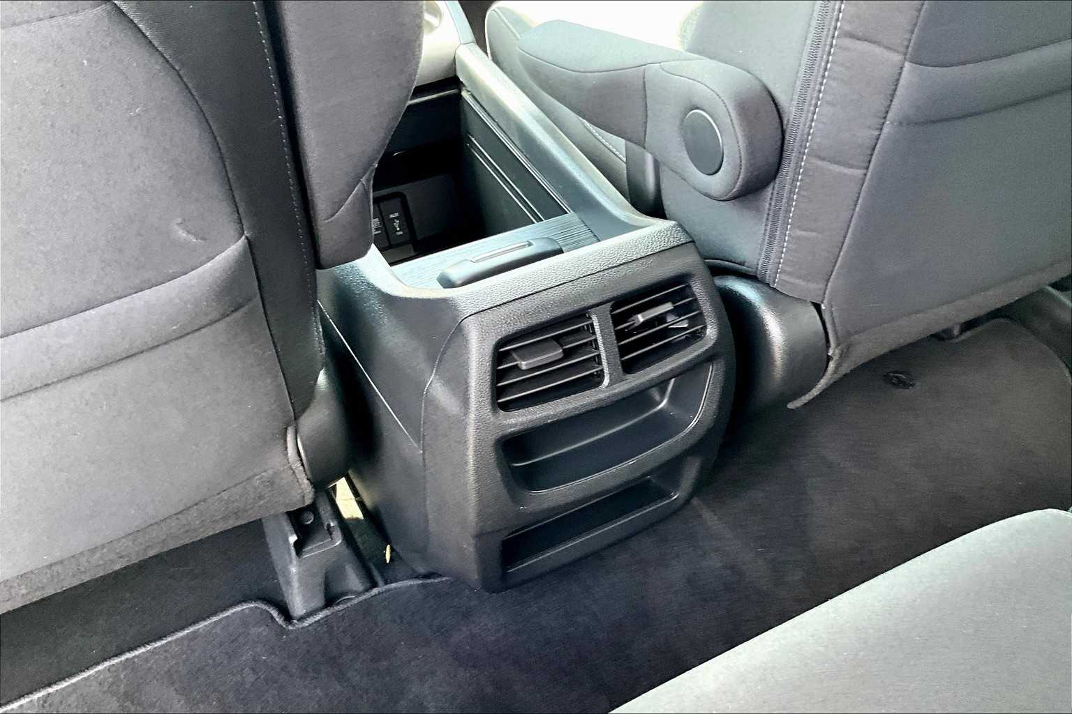 2020 Honda Ridgeline Sport - Photo 27