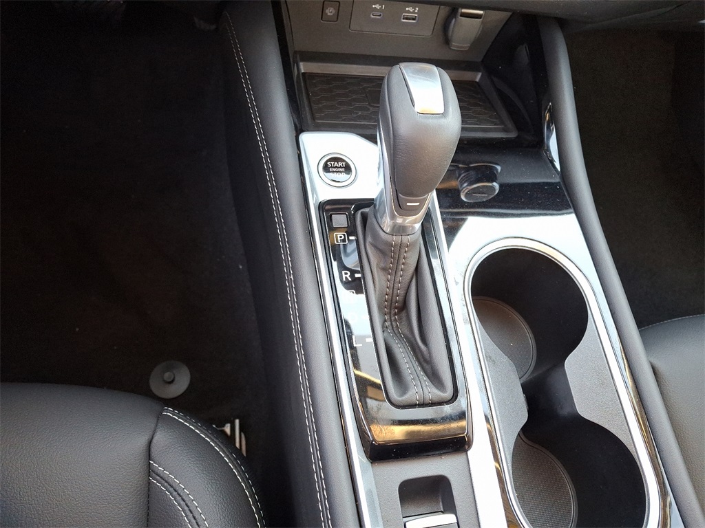 2025 Nissan Altima 2.5 SL - Photo 11