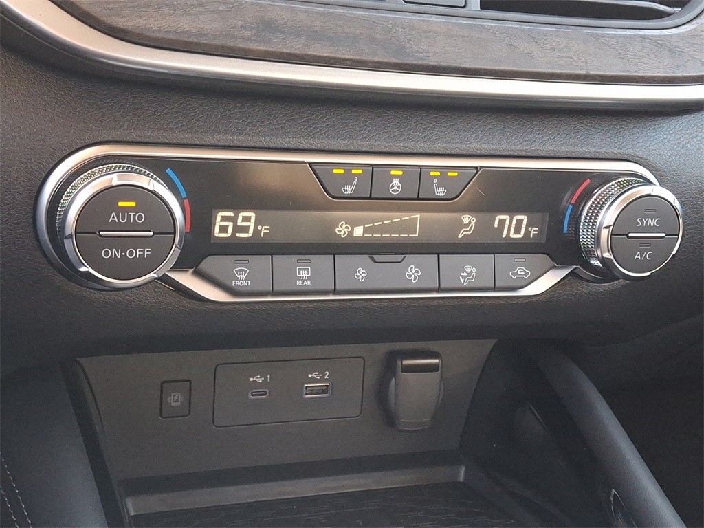 2025 Nissan Altima 2.5 SL - Photo 12