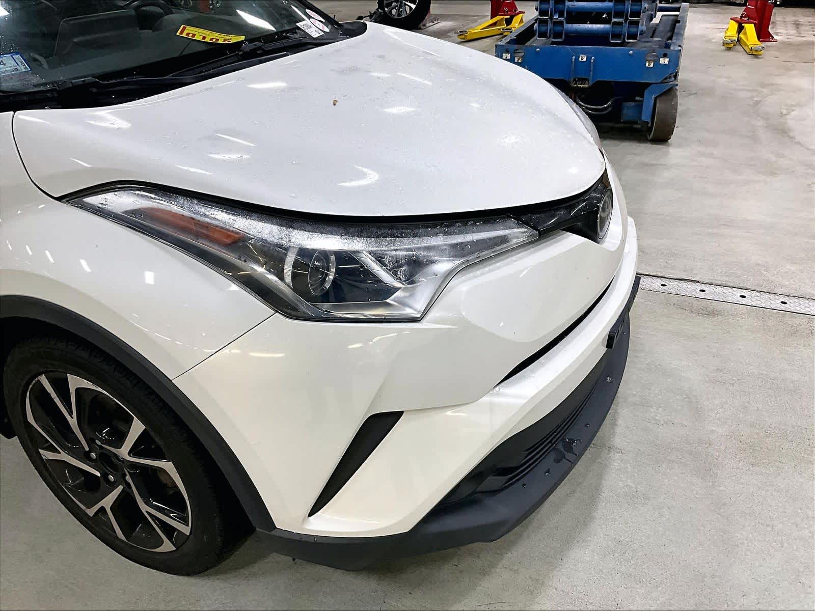 2019 Toyota C-HR XLE - Photo 5