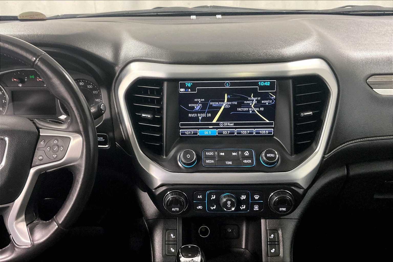 2019 GMC Acadia SLT - Photo 18