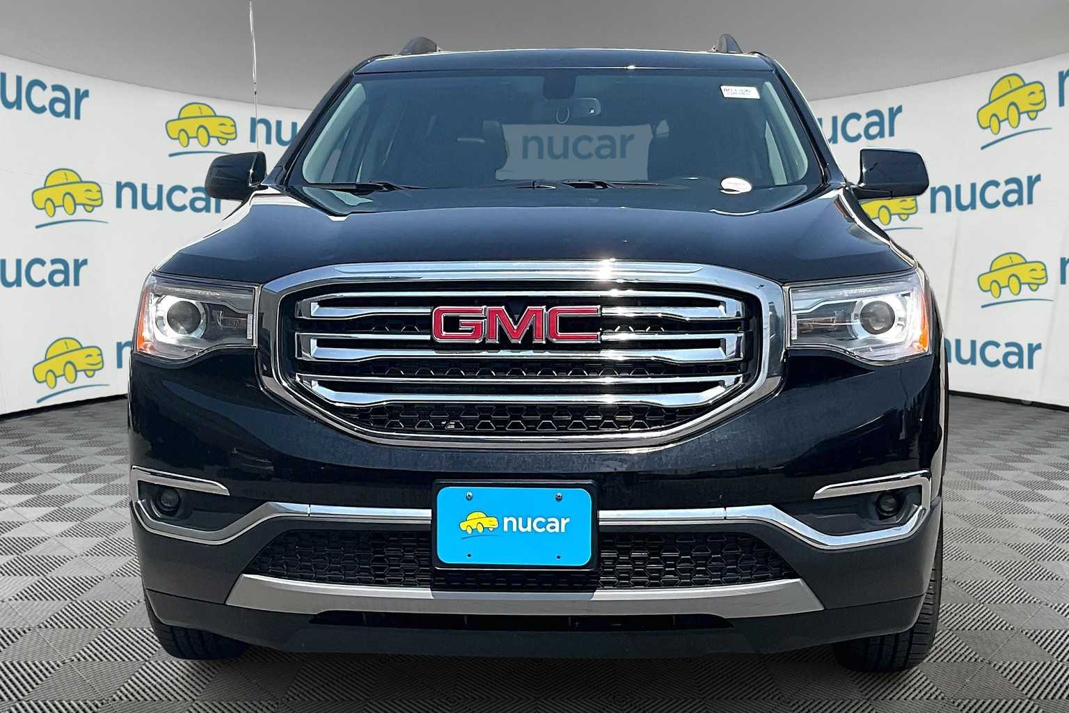 2019 GMC Acadia SLT - Photo 2