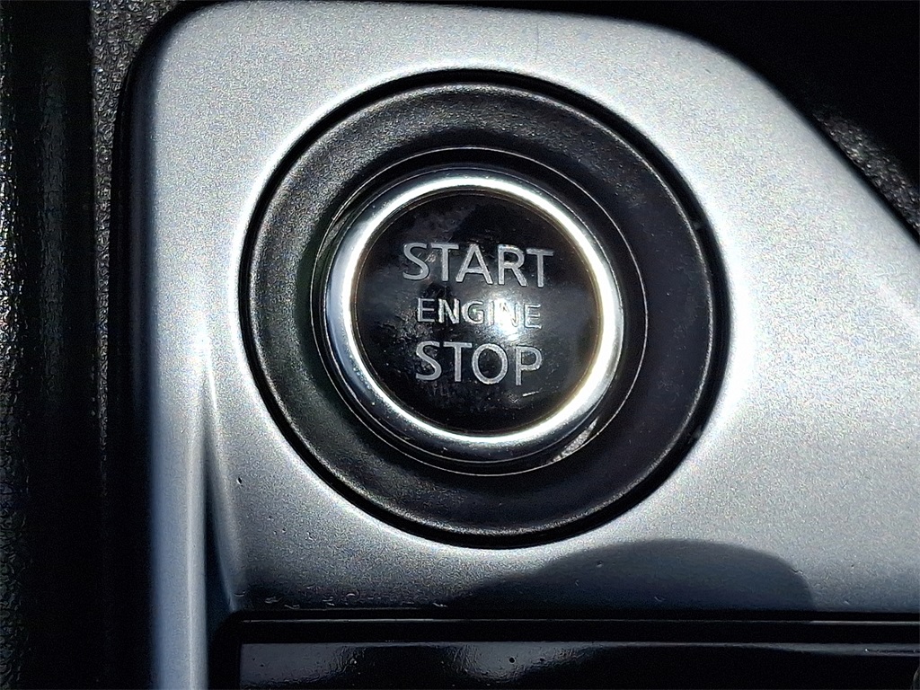2023 Nissan Sentra SR - Photo 22