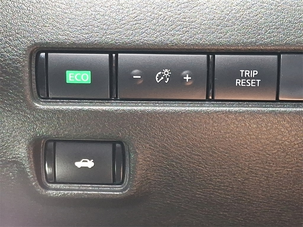 2023 Nissan Sentra SR - Photo 25
